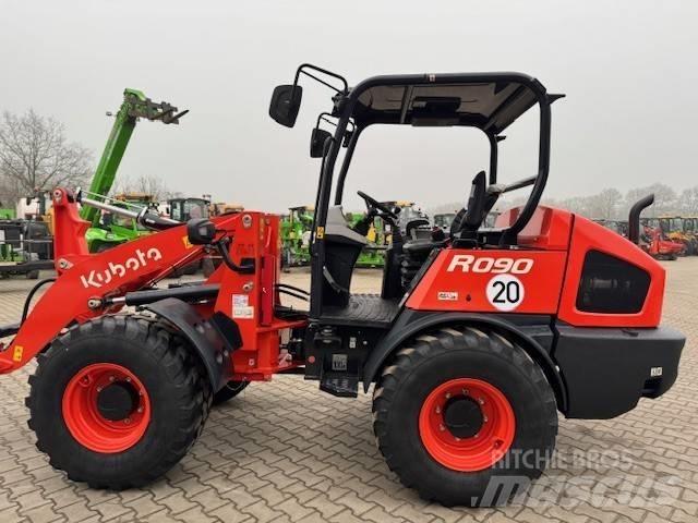 Kubota R 090 Pyöräkuormaajat