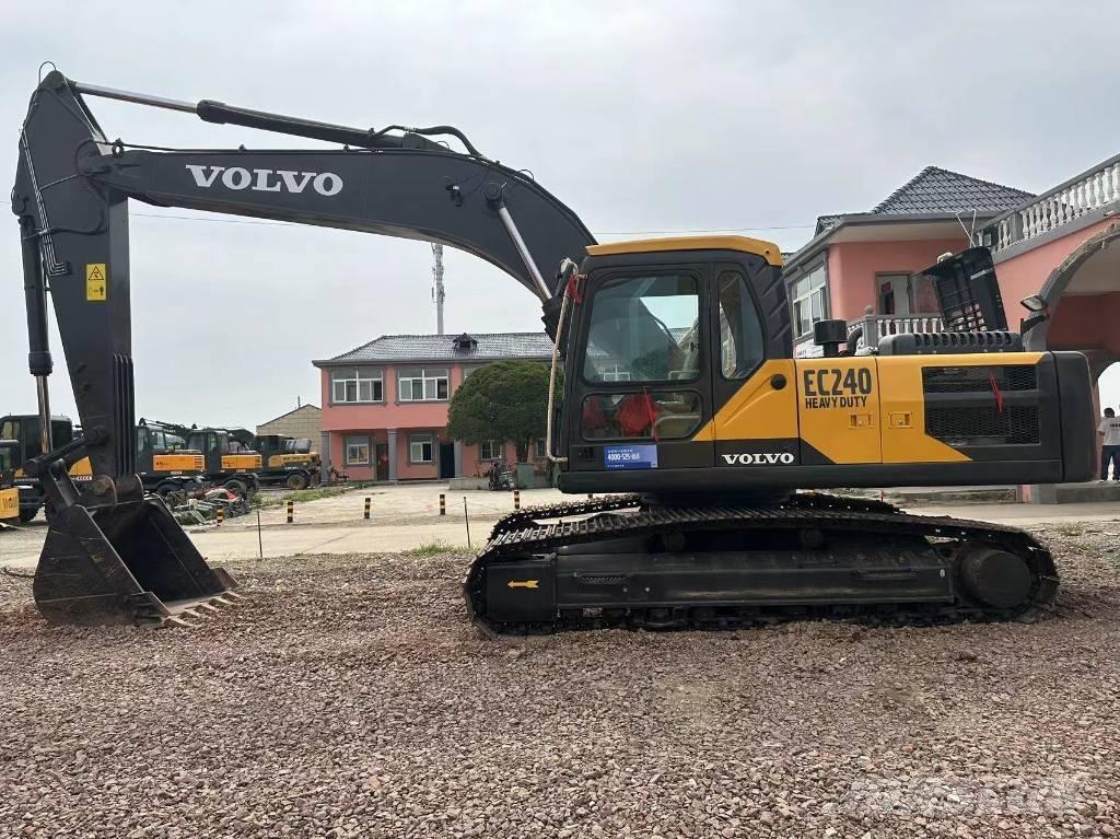 Volvo EC 240 Telakaivukoneet