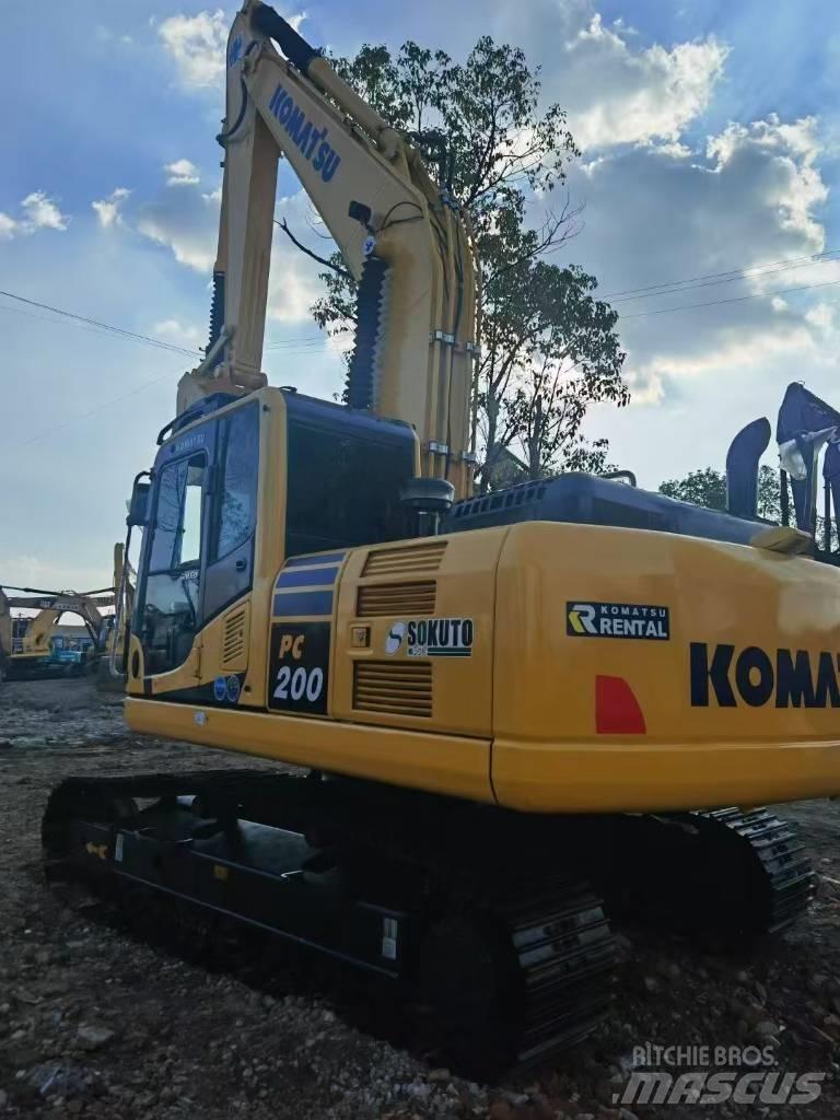 Komatsu 200-8 Telakaivukoneet