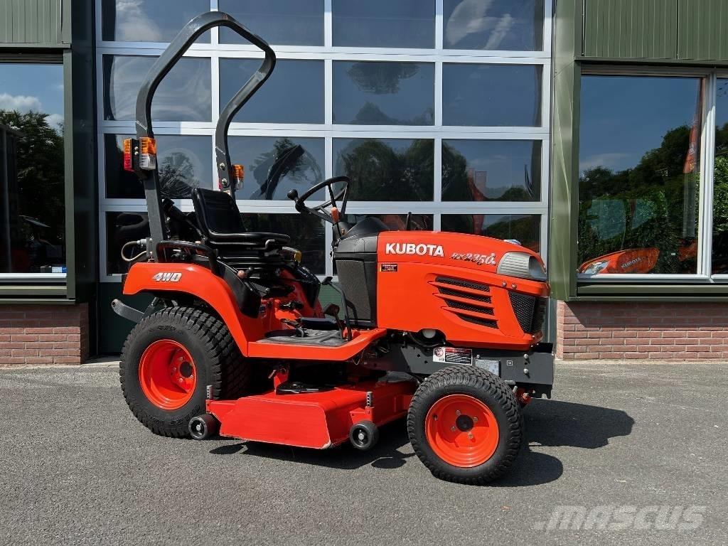 Kubota BX 2350 D Taajamatraktorit