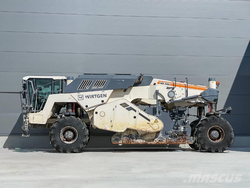 Wirtgen WR 240i Asfaltin uusiokäyttölaitteet
