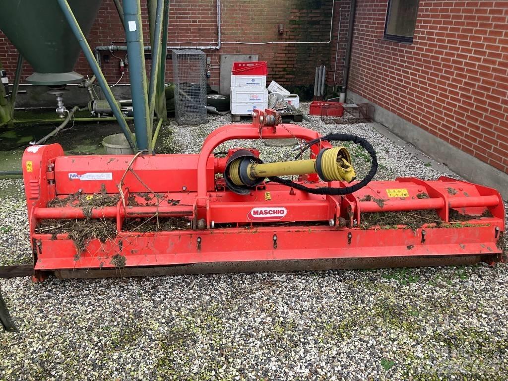Maschio Bisonte 300 Niittokoneet