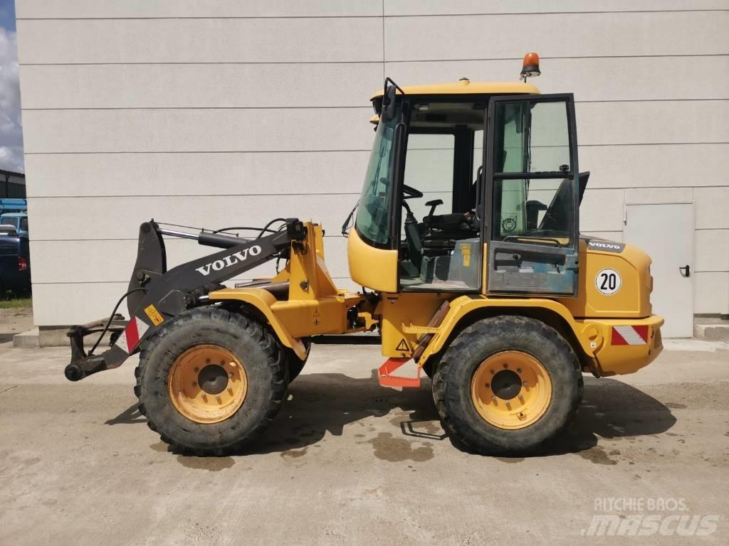 Volvo Radlader L30G Pyöräkuormaajat