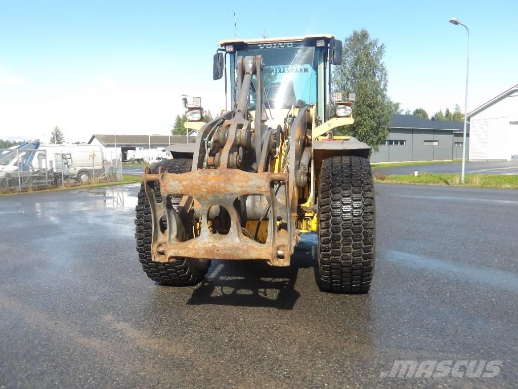 Volvo L 110 E Kaivurikuormaajat