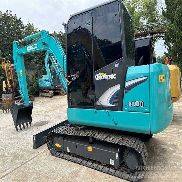 Kobelco SK 60 Minikaivukoneet < 7t
