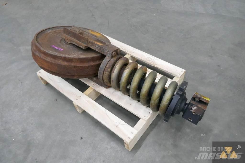 CAT 521-3233 Alusta ja jousitus