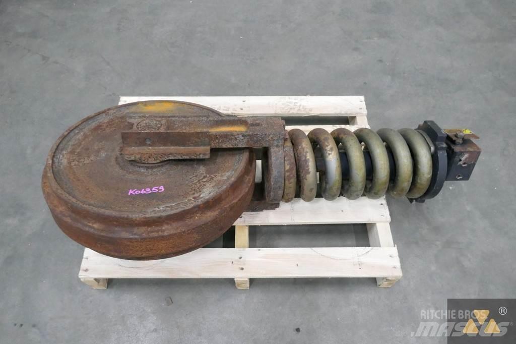CAT 521-3233 Alusta ja jousitus