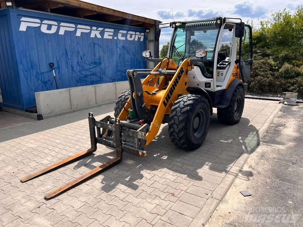 Liebherr L 506C Pyöräkuormaajat