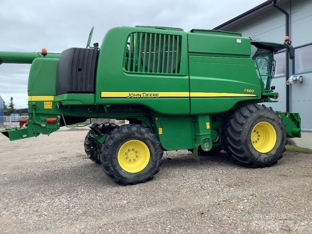 John Deere T560 Leikkuupuimurit
