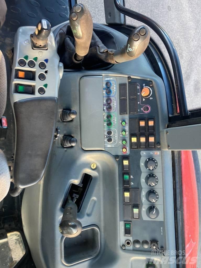 Valtra T 120 Traktorit