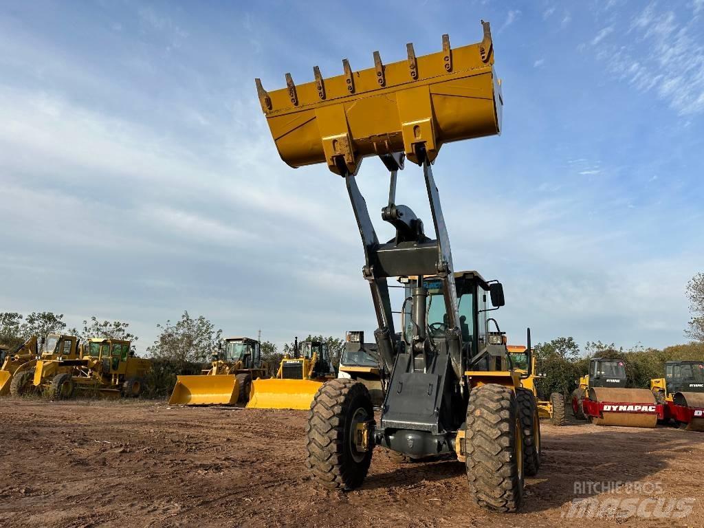 XCMG LW 500 F Pyöräkuormaajat