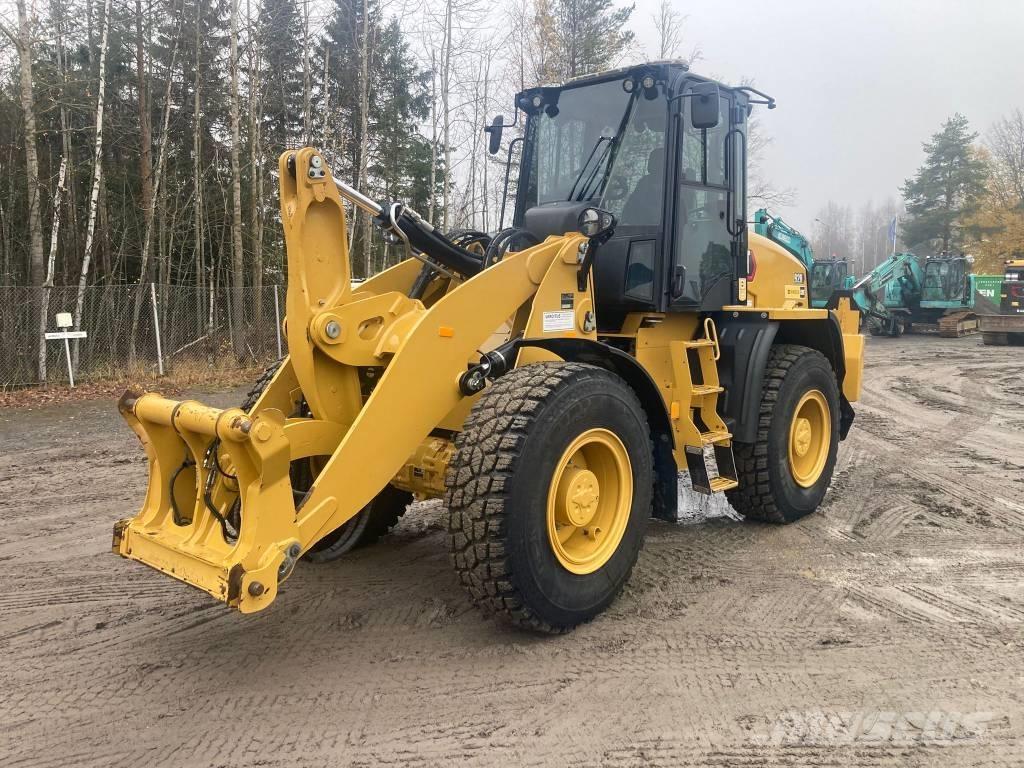 CAT 920 Pyöräkuormaajat