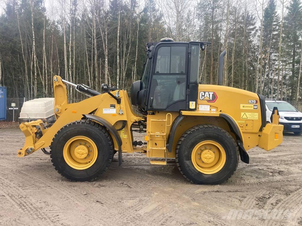 CAT 920 Pyöräkuormaajat