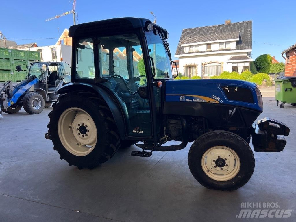 New Holland T4030F Traktorit