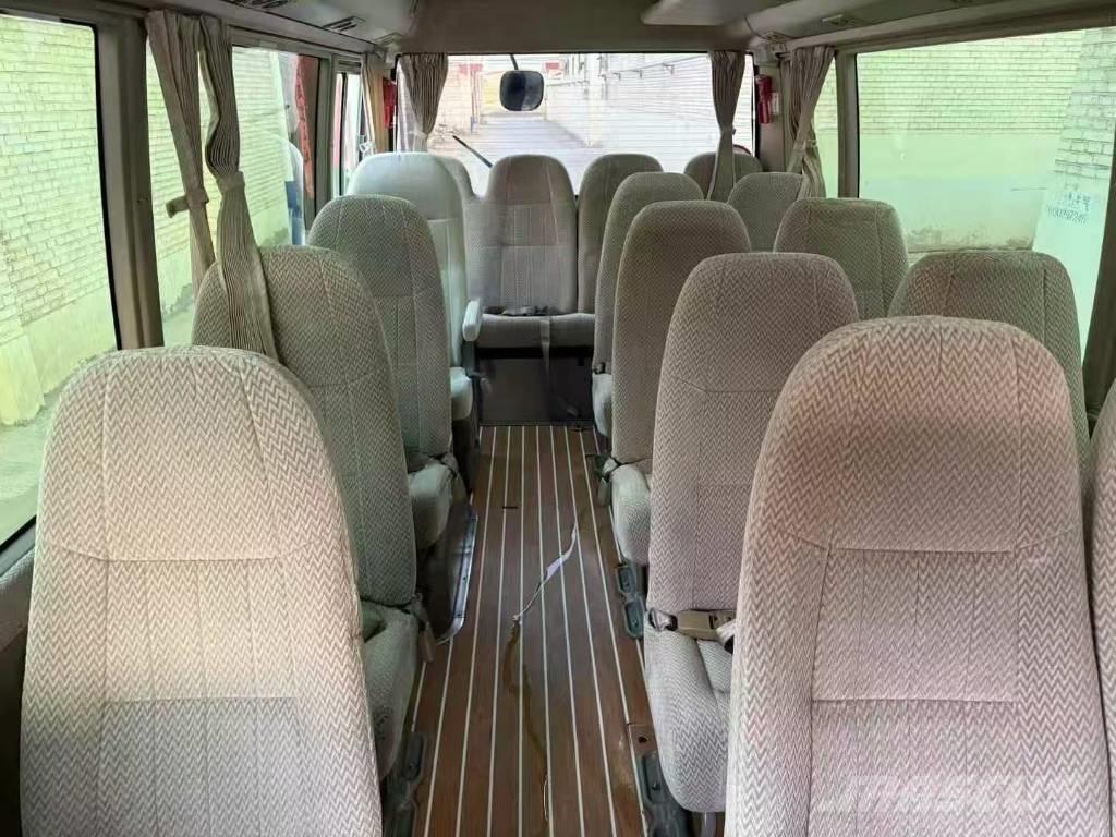 Toyota Coaster Bus Minibussit