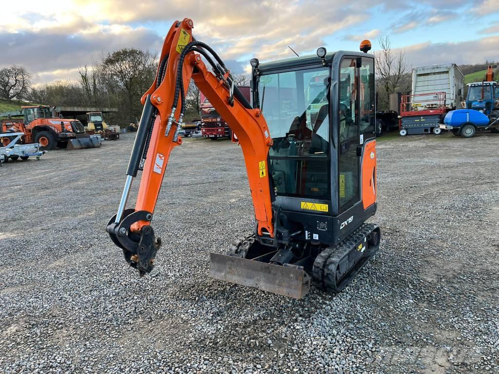 Doosan DX 19 Minikaivukoneet < 7t
