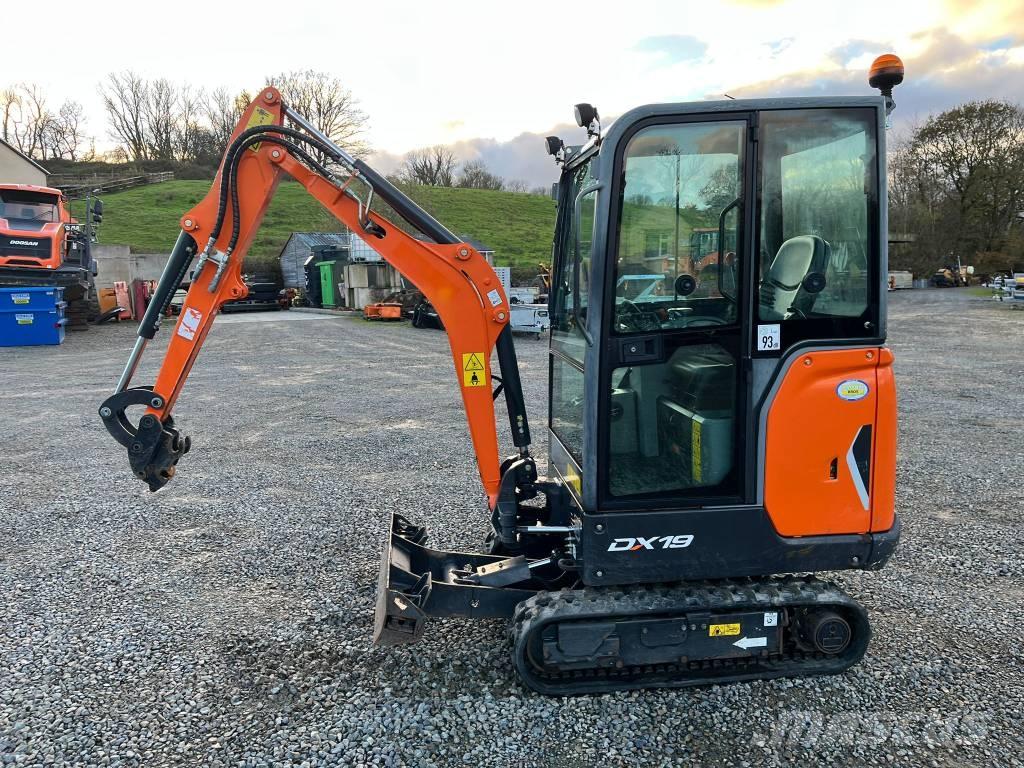 Doosan DX 19 Minikaivukoneet < 7t