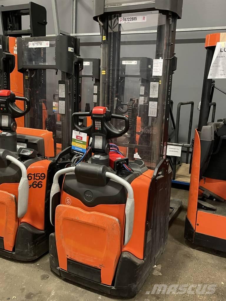 Toyota SPE140L Käyden ajettavat pinoamistrukit