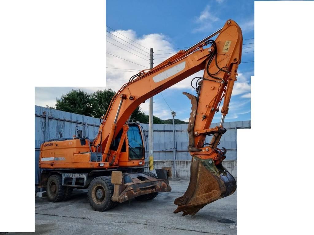 Doosan DX 210 W Pyöräkaivukoneet