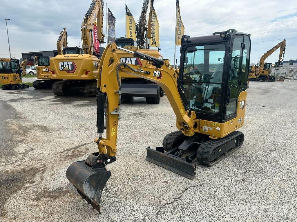 CAT 301.8 Minikaivukoneet < 7t