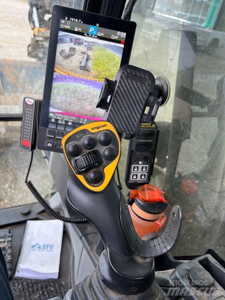 CASE CX 210 E Telakaivukoneet