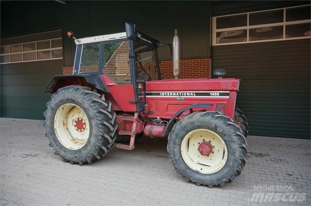 Case IH IHC 1455 Traktorit