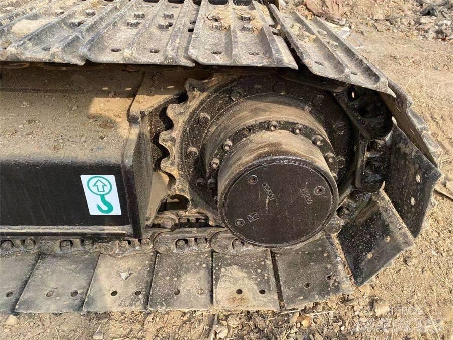 Hitachi EX75 Telakaivukoneet