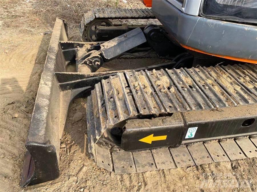 Hitachi EX75 Telakaivukoneet
