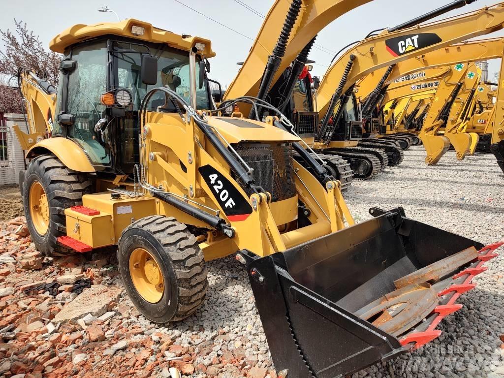 CAT 420 F Kaivurikuormaajat