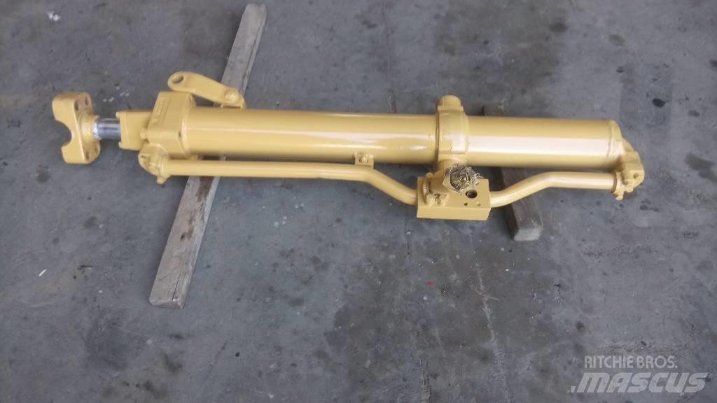 CAT D 6 Hydrauliikka