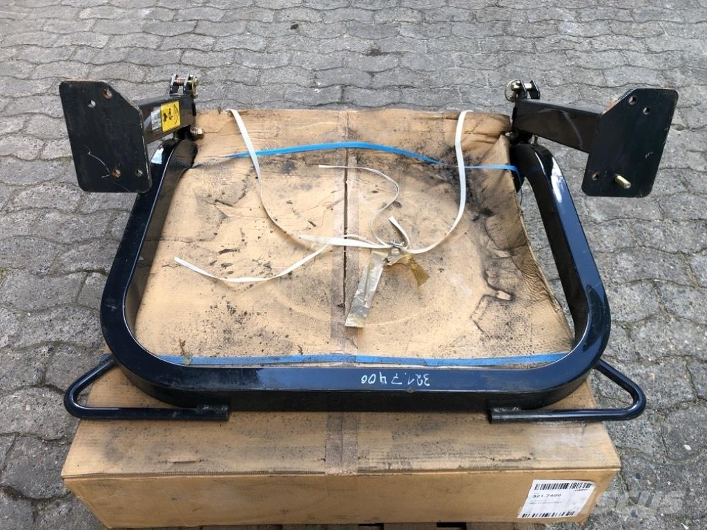 Iseki TH4 Taajamatraktorien varusteet