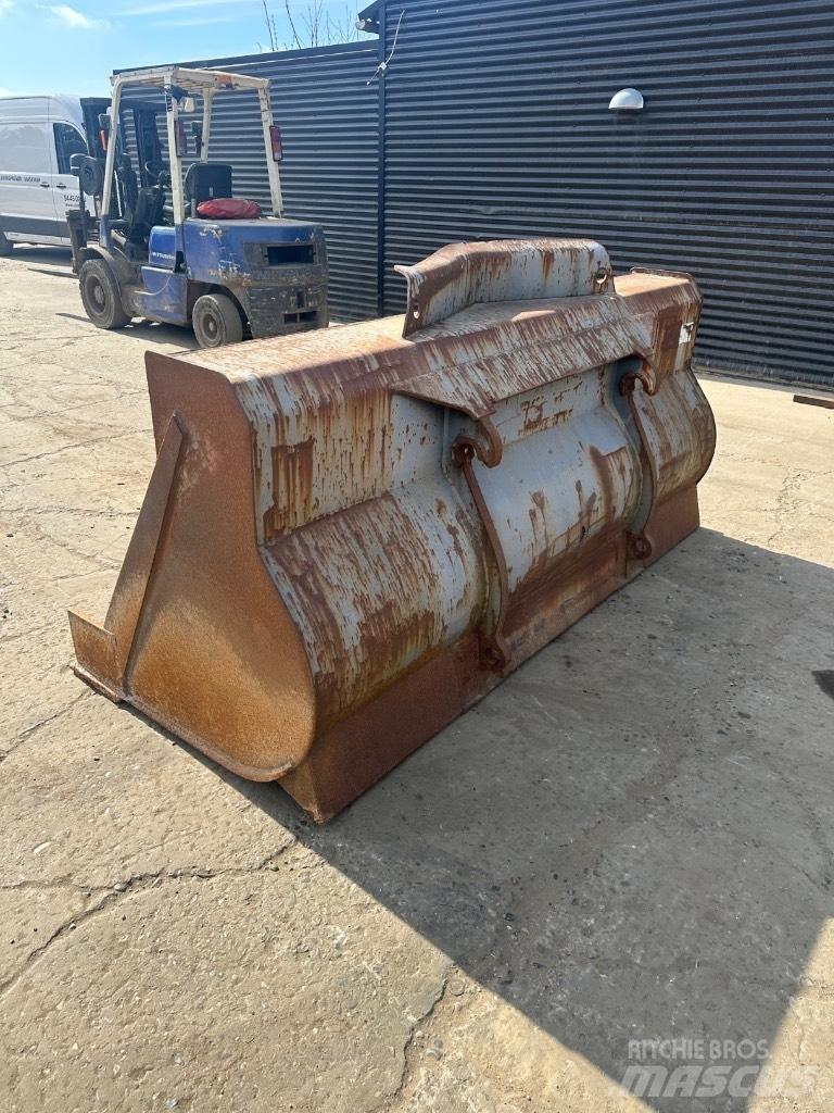 Volvo 2500mm Kauhat