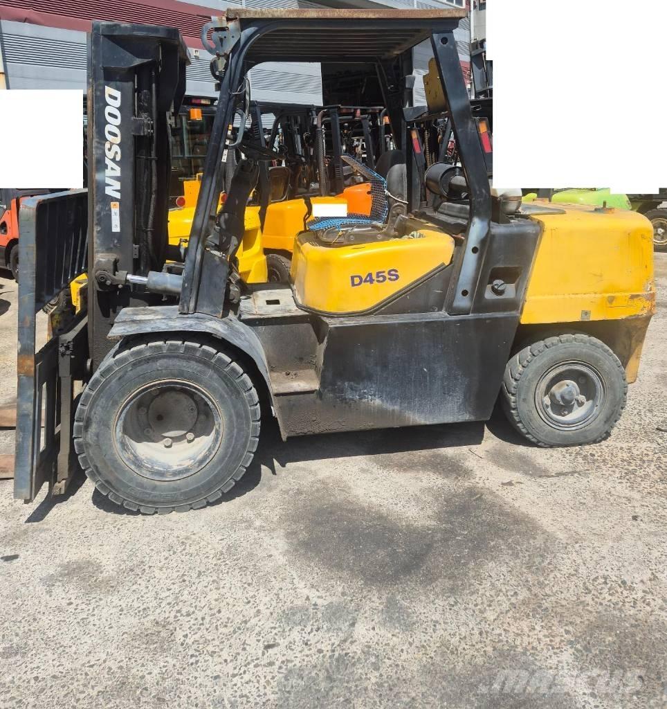 Doosan D 45 SC-9 Muut haarukkatrukit
