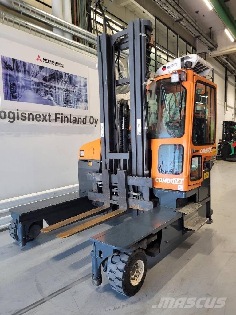 Combilift C 4000 Nelitietrukit
