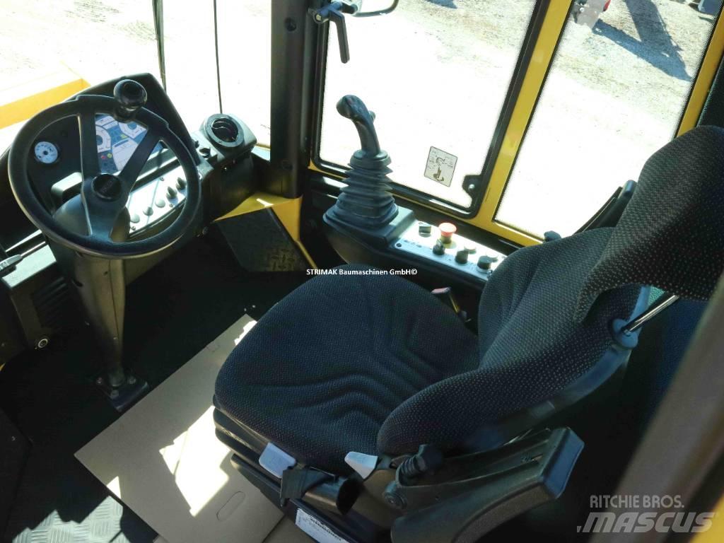 Bomag BW 213 D H-4 i Tiivistyskoneet