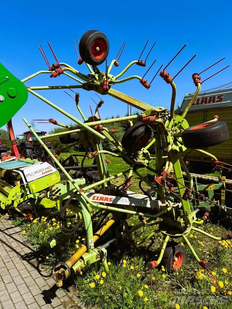 CLAAS Volto 770 Pöyhimet ja haravat