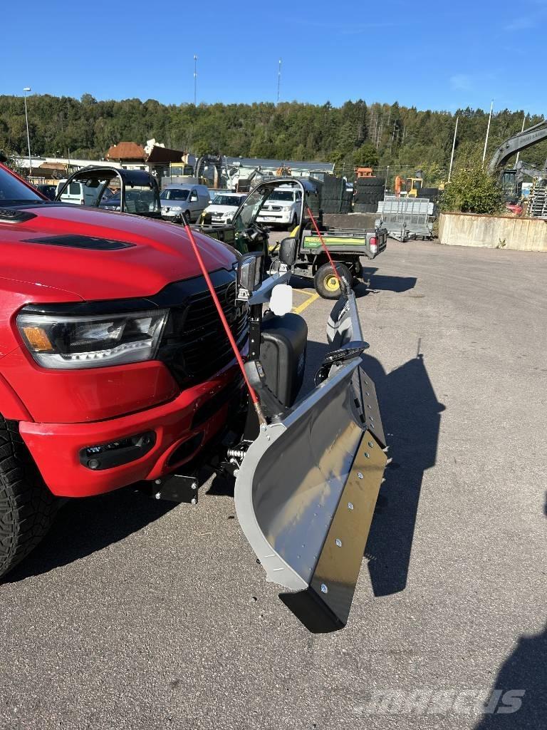 Hilltip Vikplog Lumiaurat