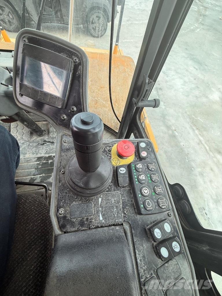 CAT CS 68 B Yksivalssijyrät