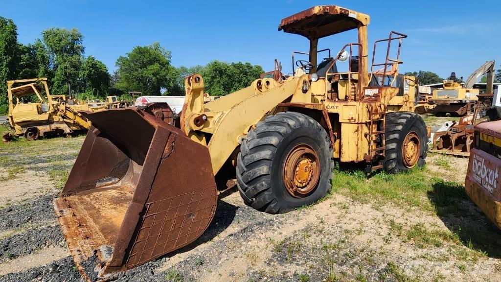 CAT 966 D Pyöräkuormaajat