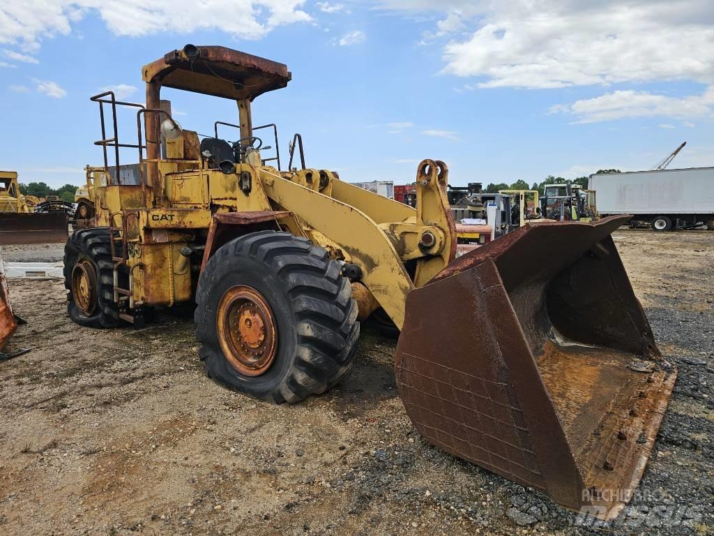CAT 966 D Pyöräkuormaajat