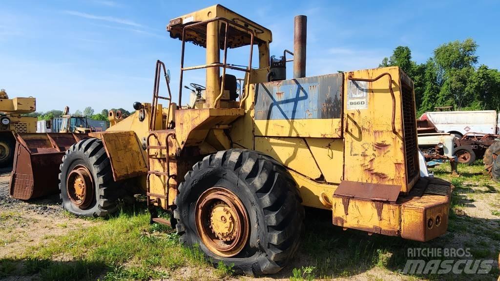 CAT 966 D Pyöräkuormaajat