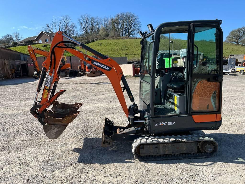 Doosan DX 19 Minikaivukoneet < 7t