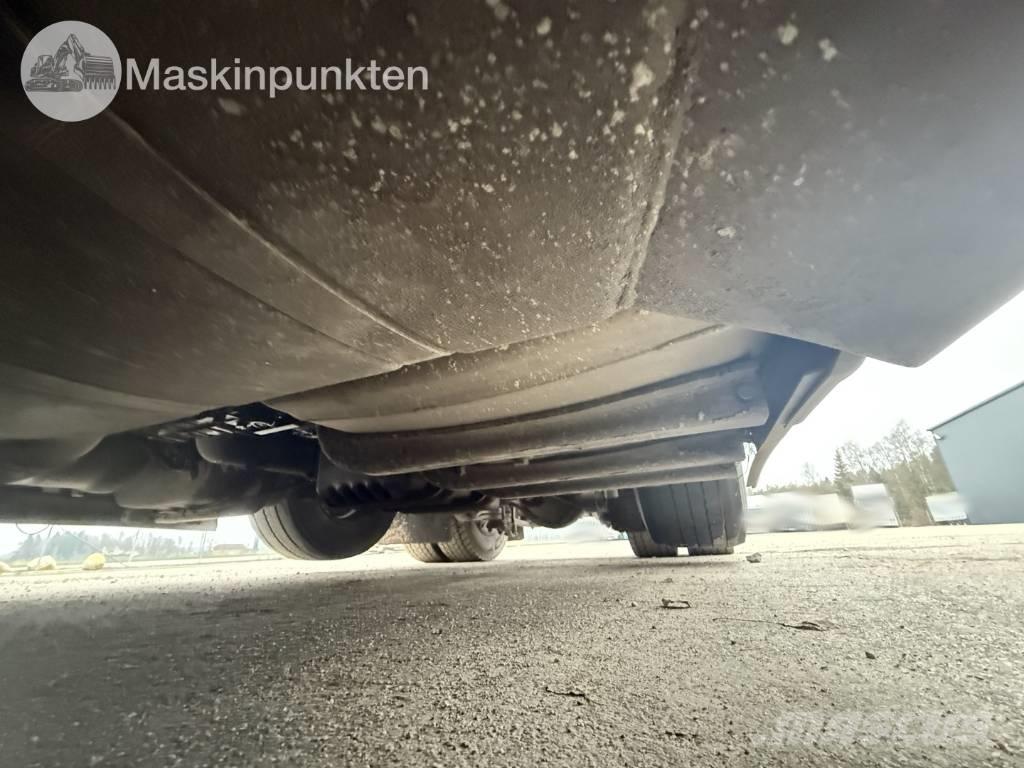 Scania R 520 Vetopöytäautot