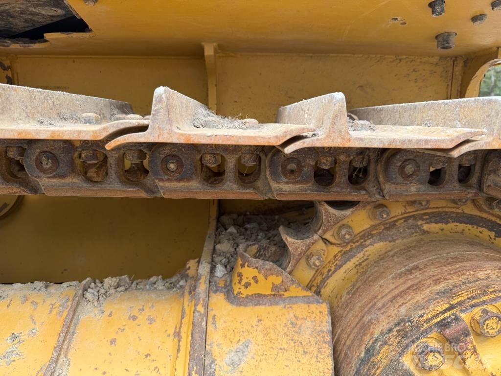 CAT D3 Telaketjupuskutraktorit