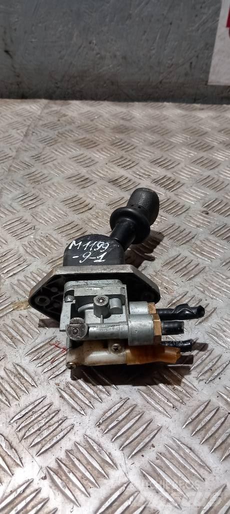 MAN TGM    81523156156 Ohjaamot ja sisustat
