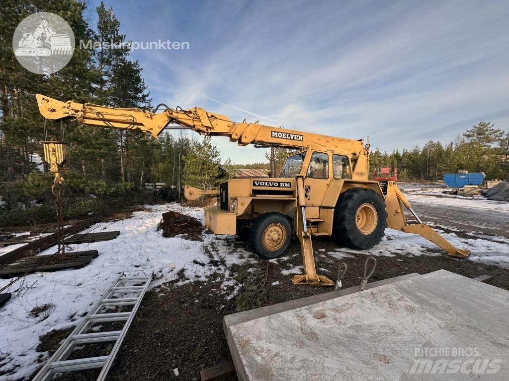 Moelven MK 693 Mobiilinosturit