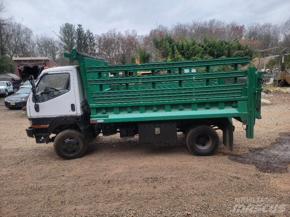 Mitsubishi FUSO Sora- ja kippiautot