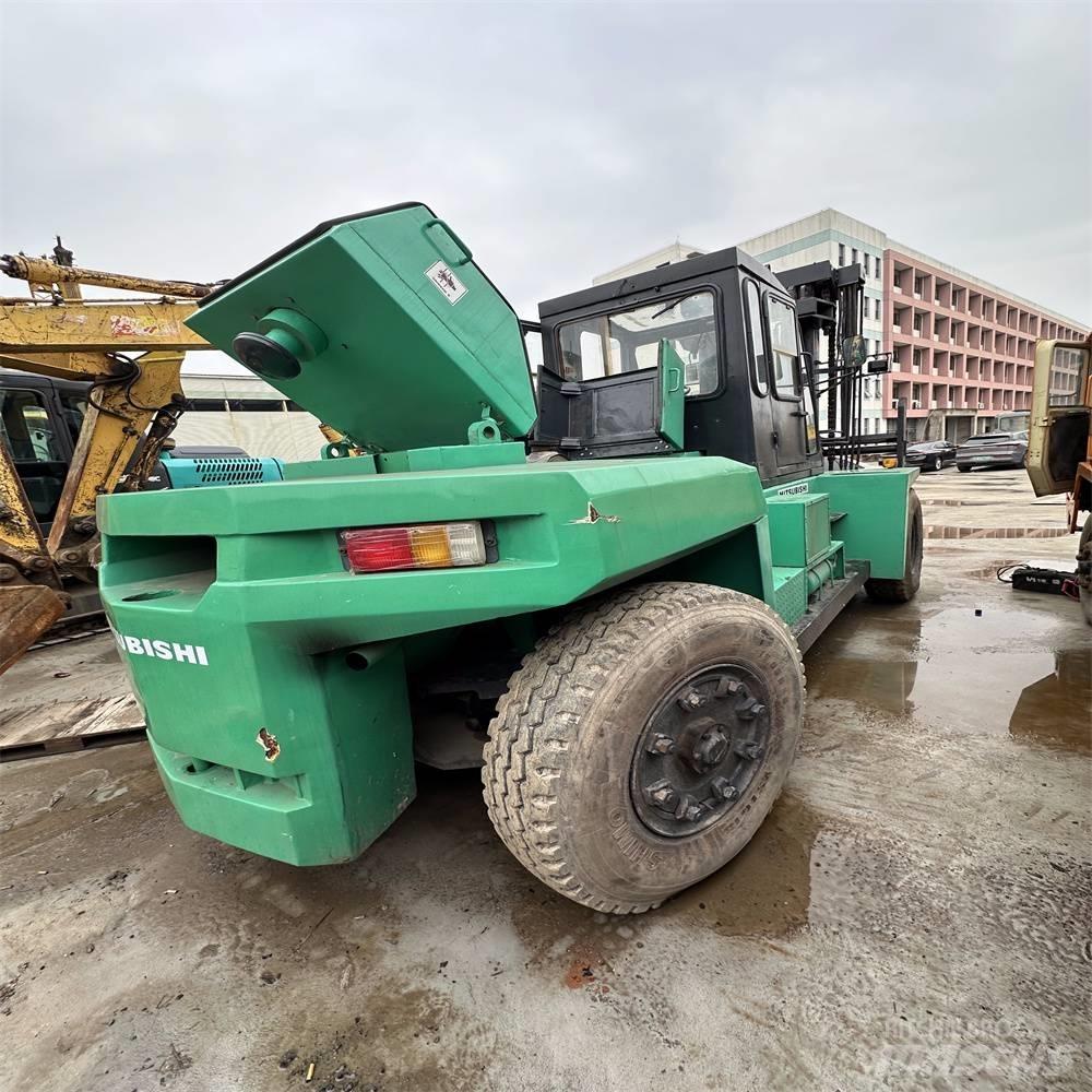 Mitsubishi FD160 Dieseltrukit