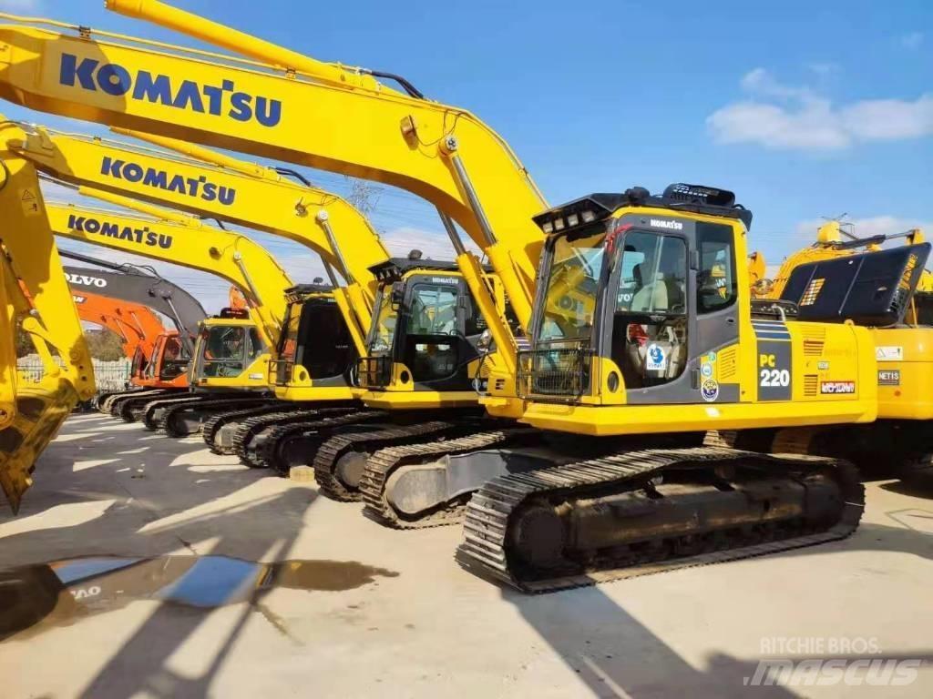 Komatsu 220-8 Telakaivukoneet