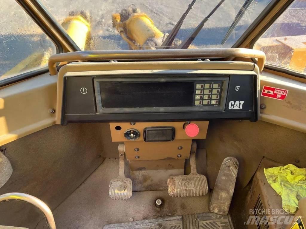 CAT 988 F Pyöräkuormaajat